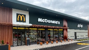 Nov McDonald’s restoran 